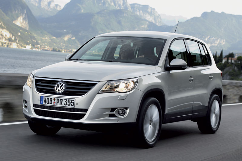 Premium License plate Check Volkswagen Tiguan